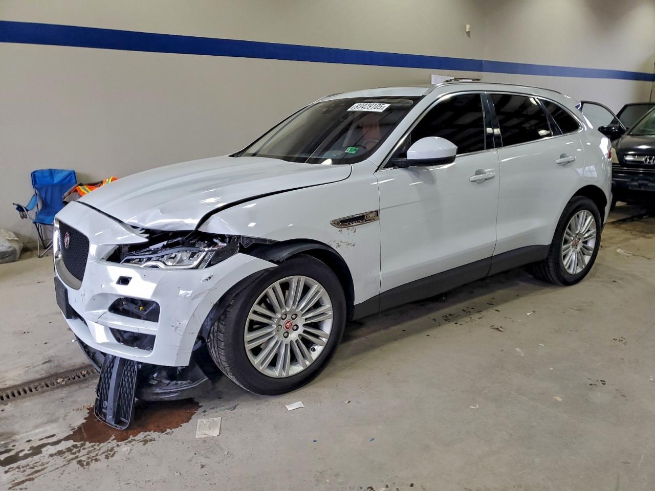 2018 JAGUAR F-Pace