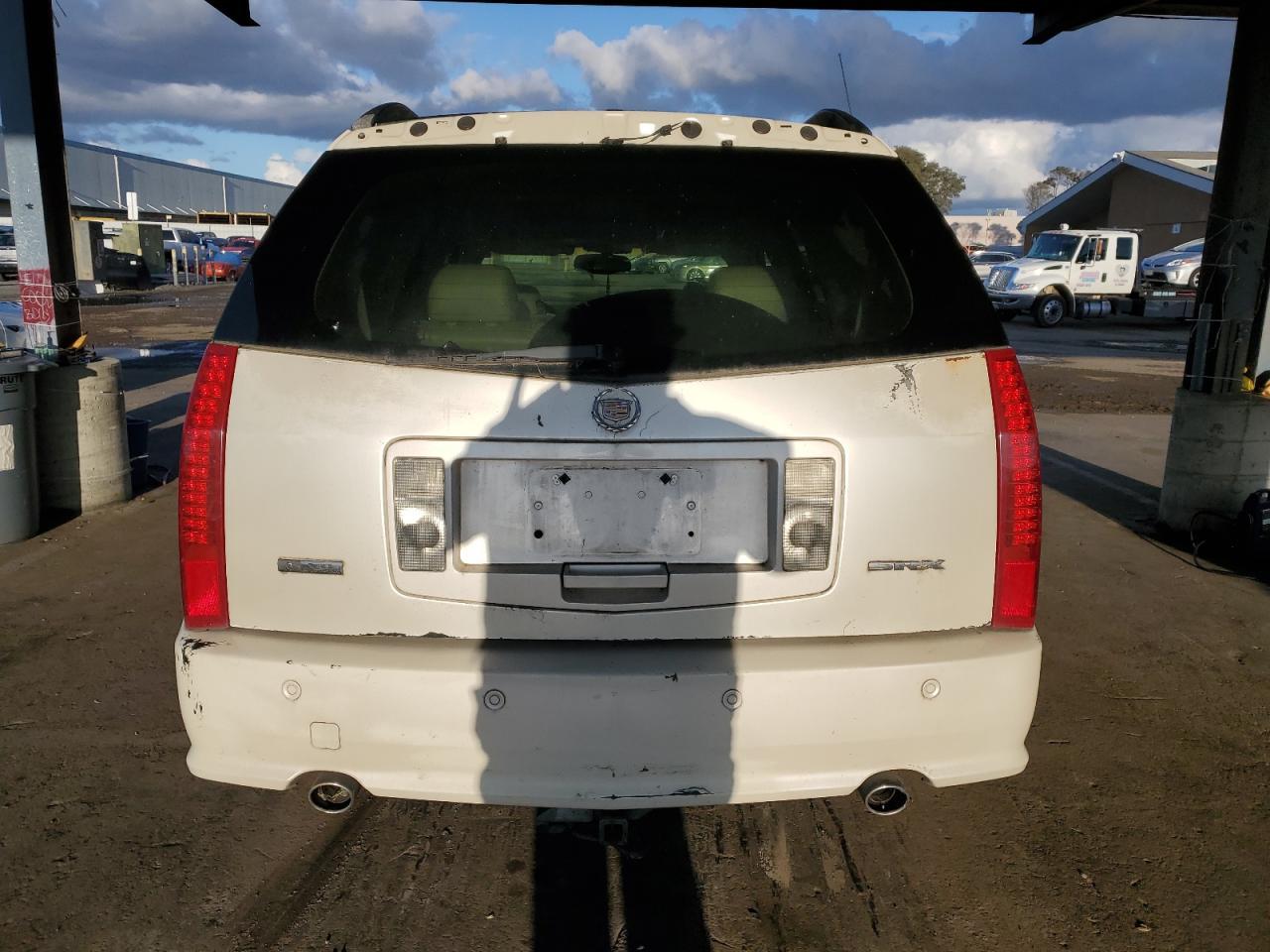 2004 CADILLAC SRX