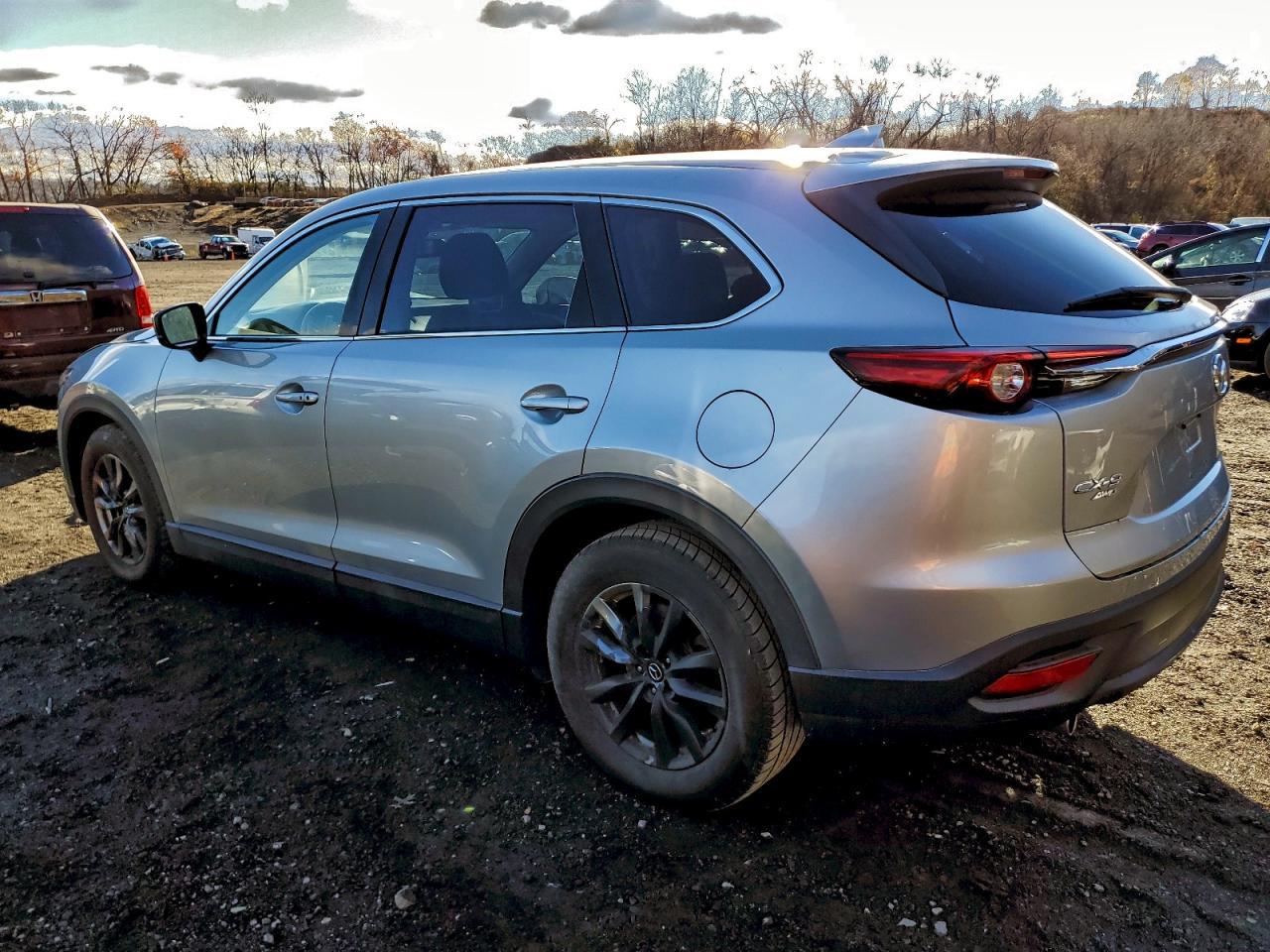 2016 MAZDA CX-9