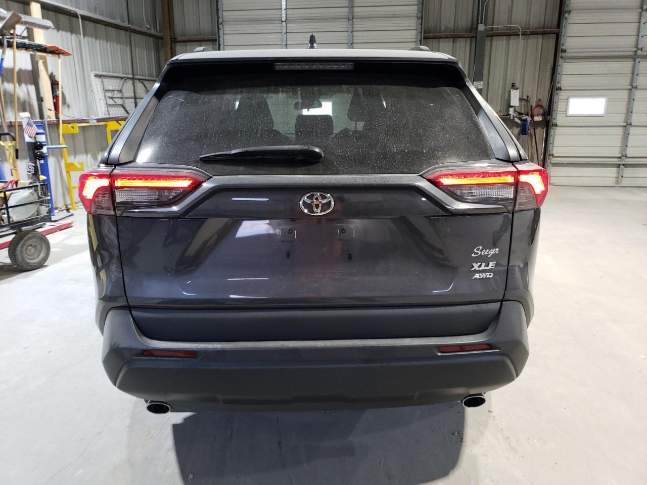 2021 TOYOTA RAV4