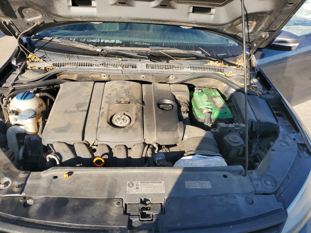 2012 VOLKSWAGEN JETTA