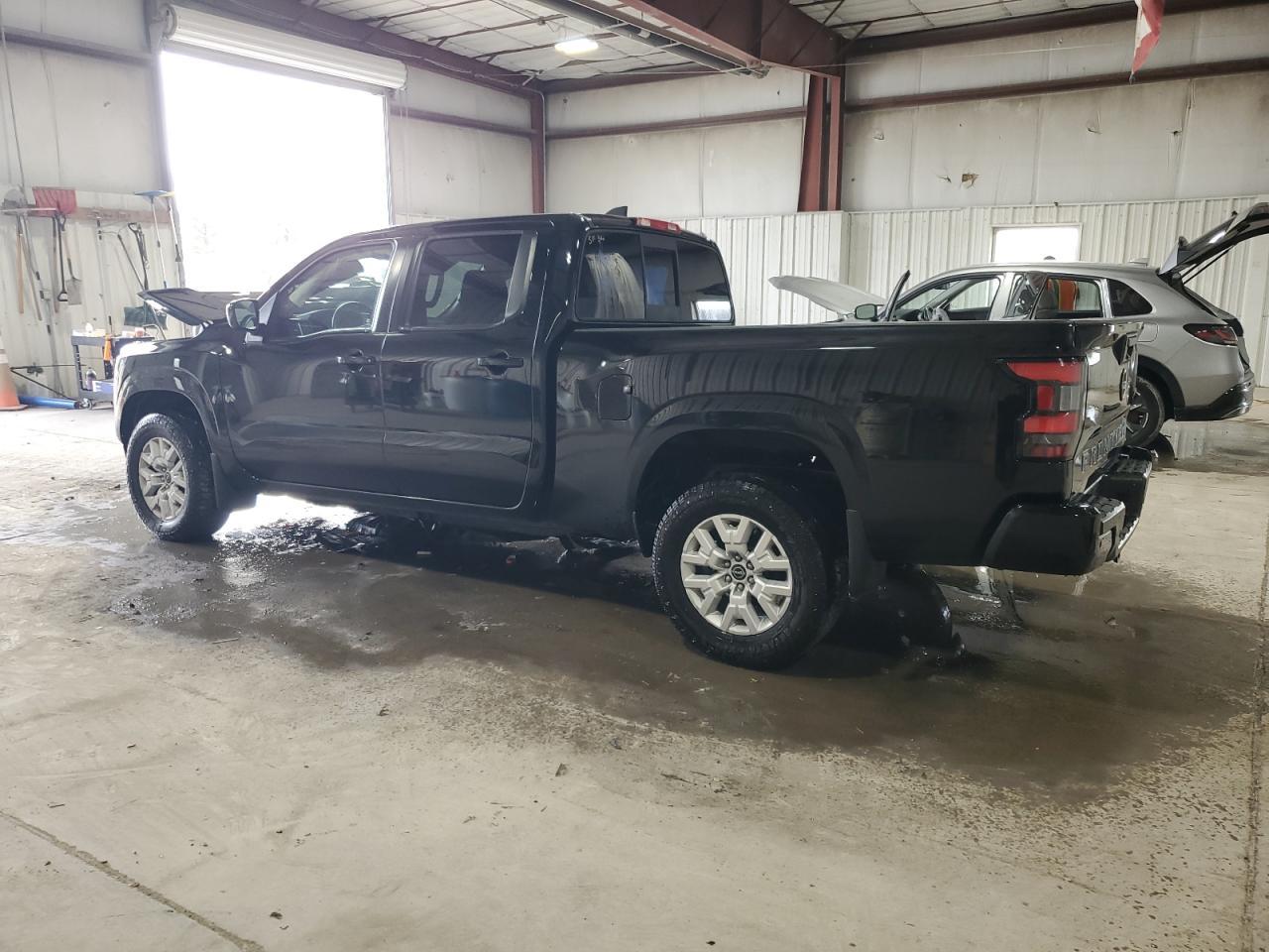2022 NISSAN Frontier