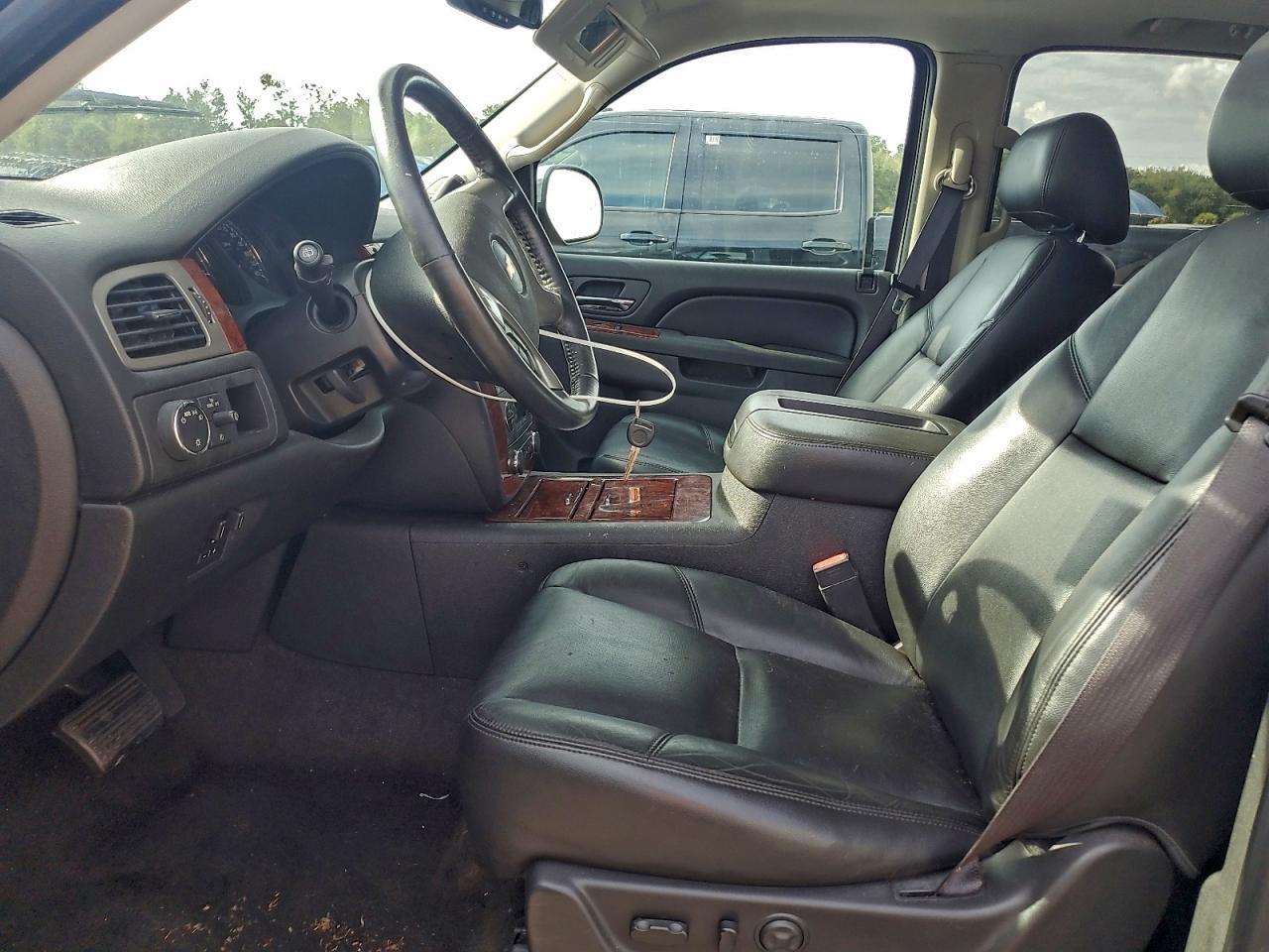 2012 CHEVROLET Tahoe