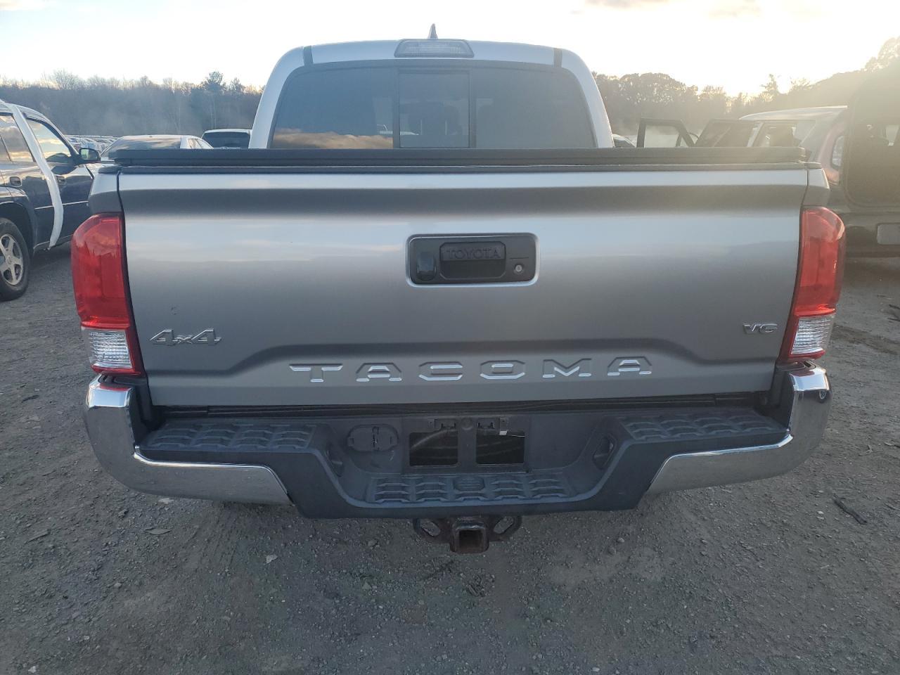 2016 TOYOTA TACOMA