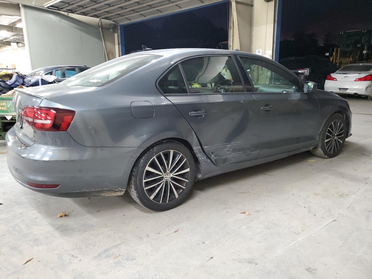 2016 VOLKSWAGEN JETTA