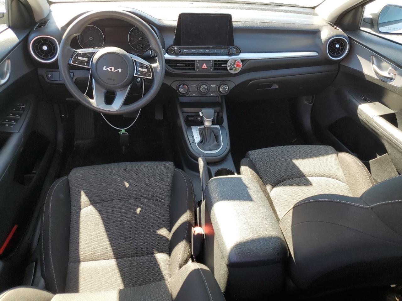 2023 KIA FORTE
