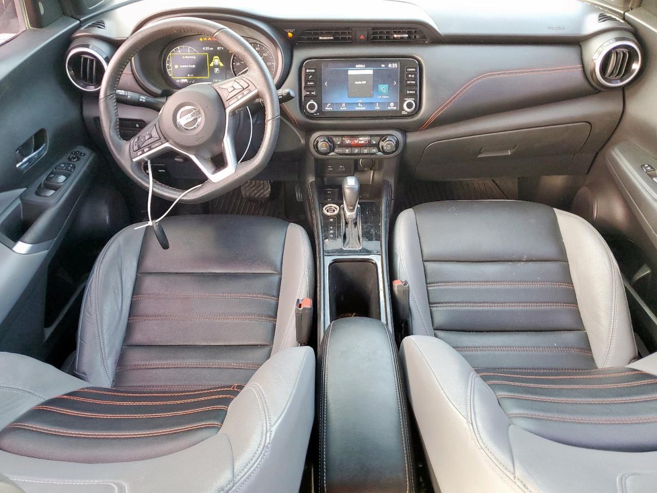 2021 NISSAN KICKS