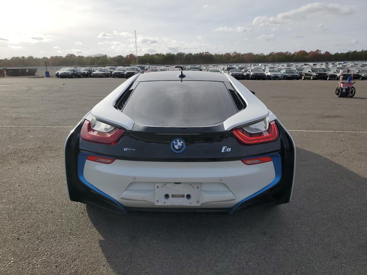 2016 BMW i8