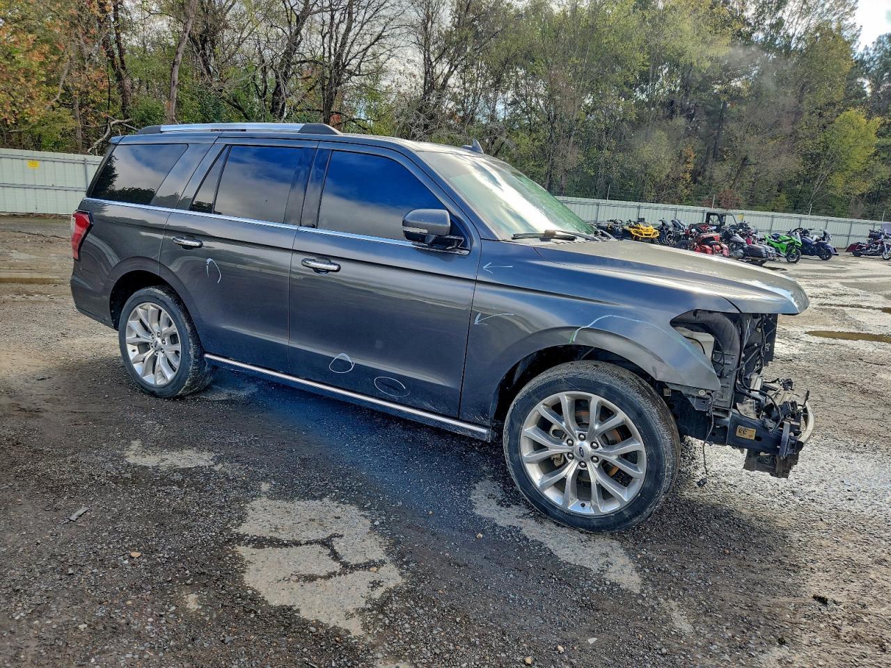 2018 FORD Expedition