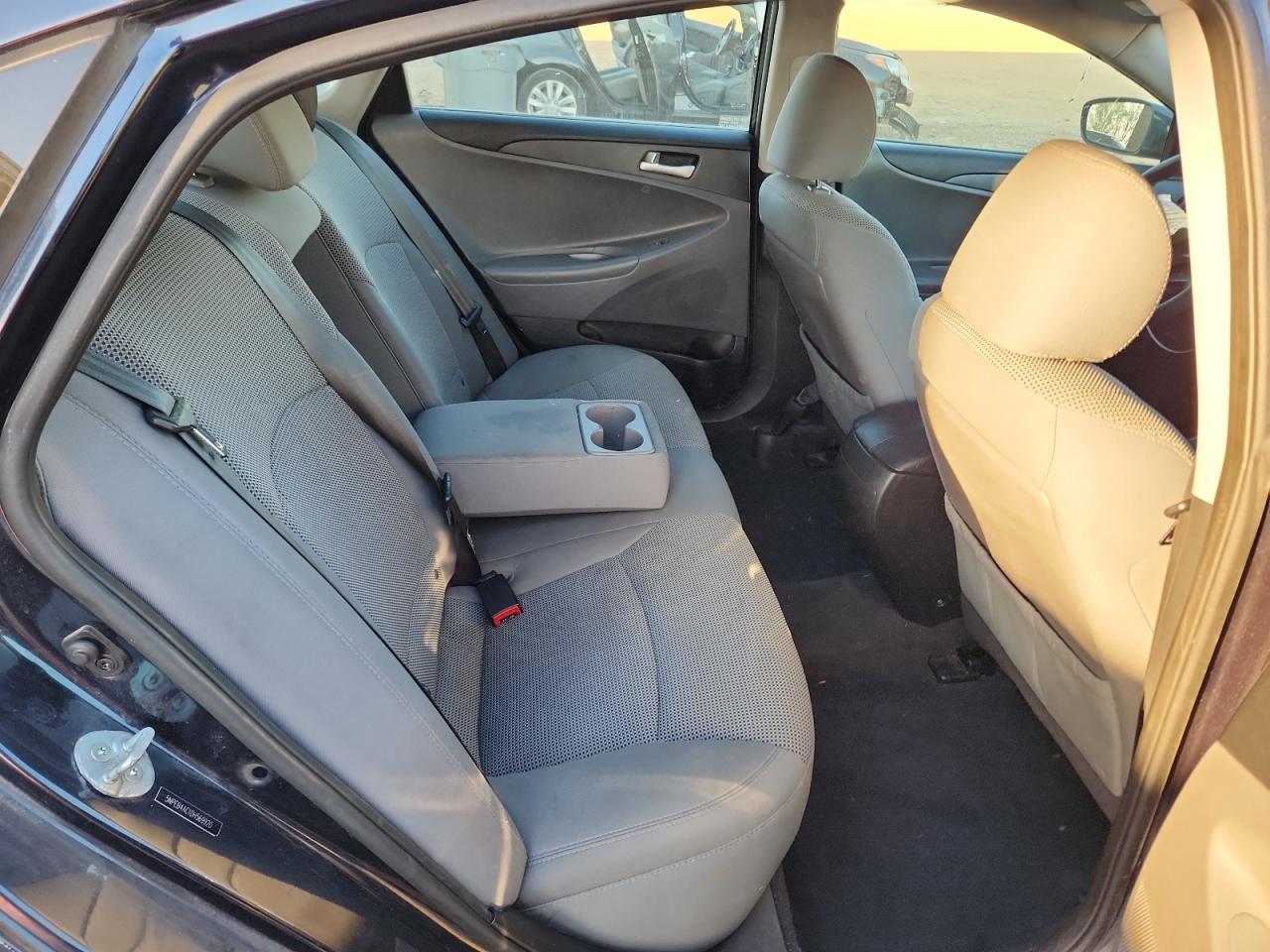 2013 HYUNDAI SONATA