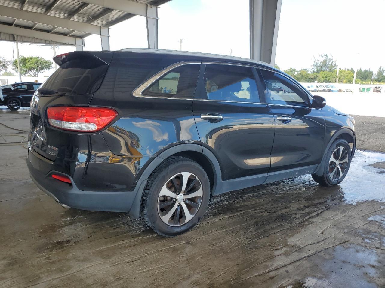 2016 KIA SORENTO