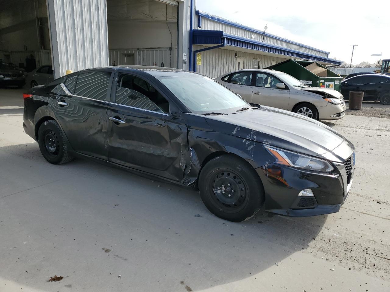 2019 NISSAN ALTIMA
