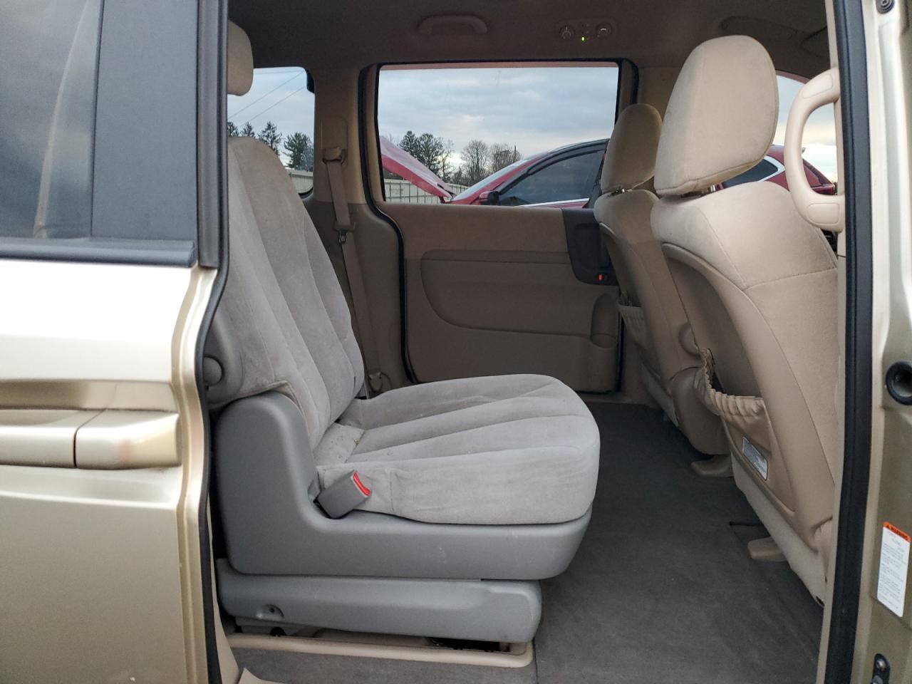 2008 KIA SEDONA
