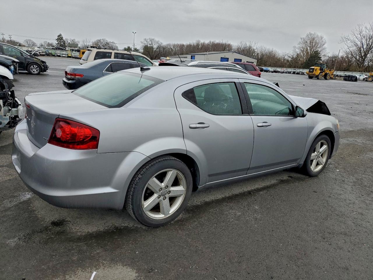 2013 DODGE Avenger