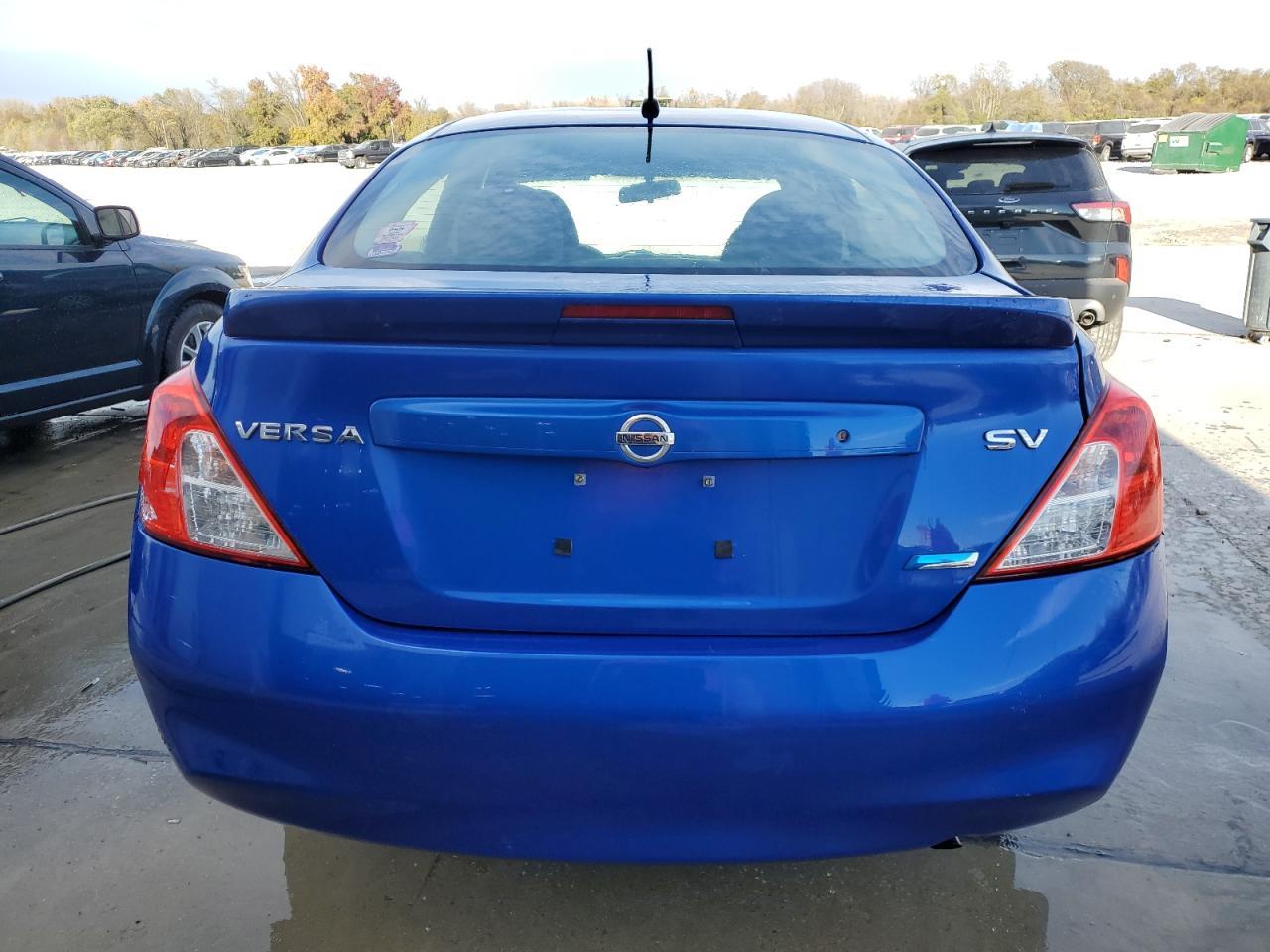 2014 NISSAN VERSA