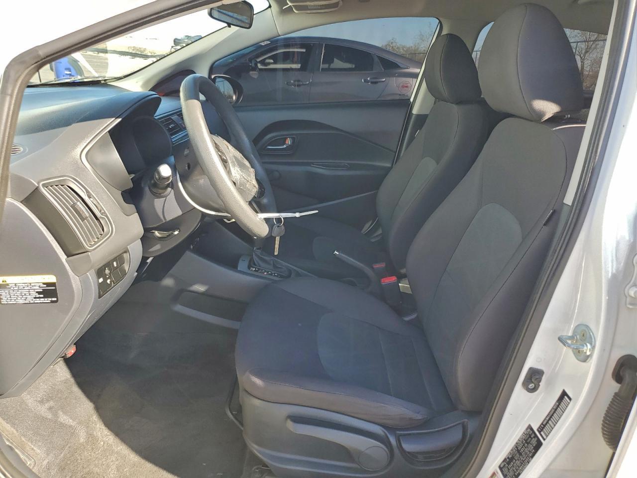 2016 KIA RIO