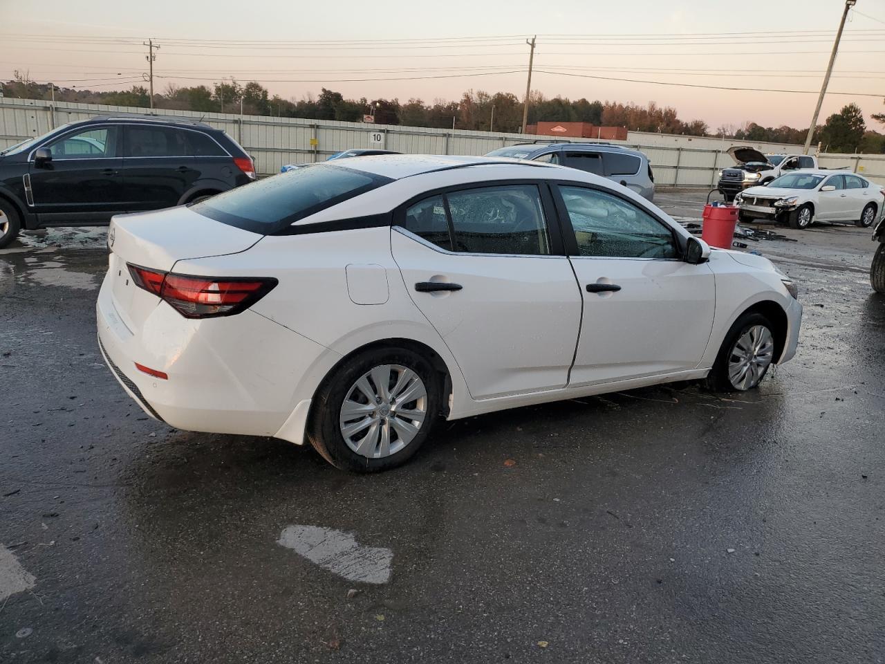 2025 NISSAN SENTRA