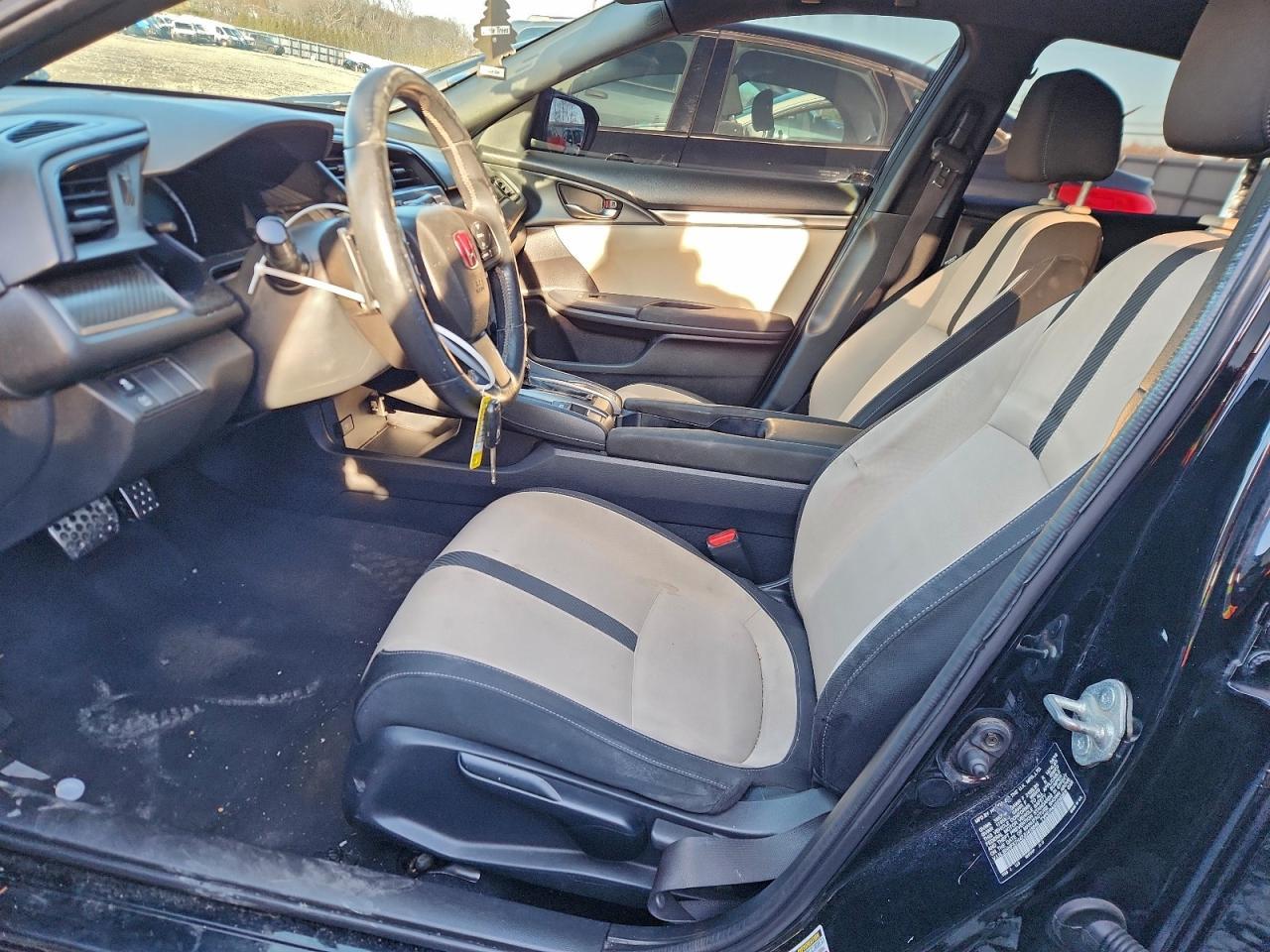 2018 HONDA CIVIC