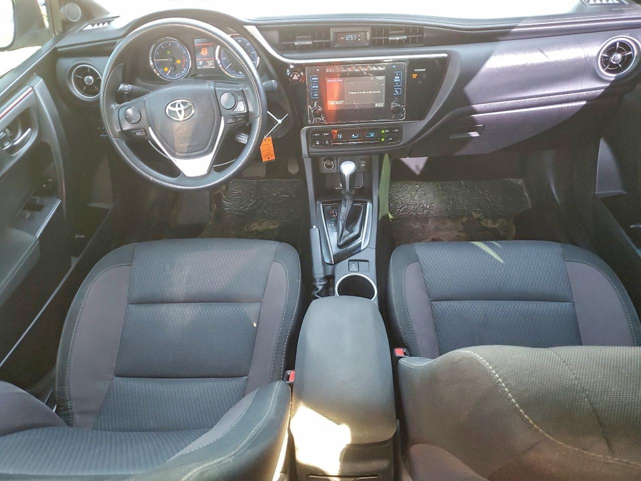 2017 TOYOTA COROLLA