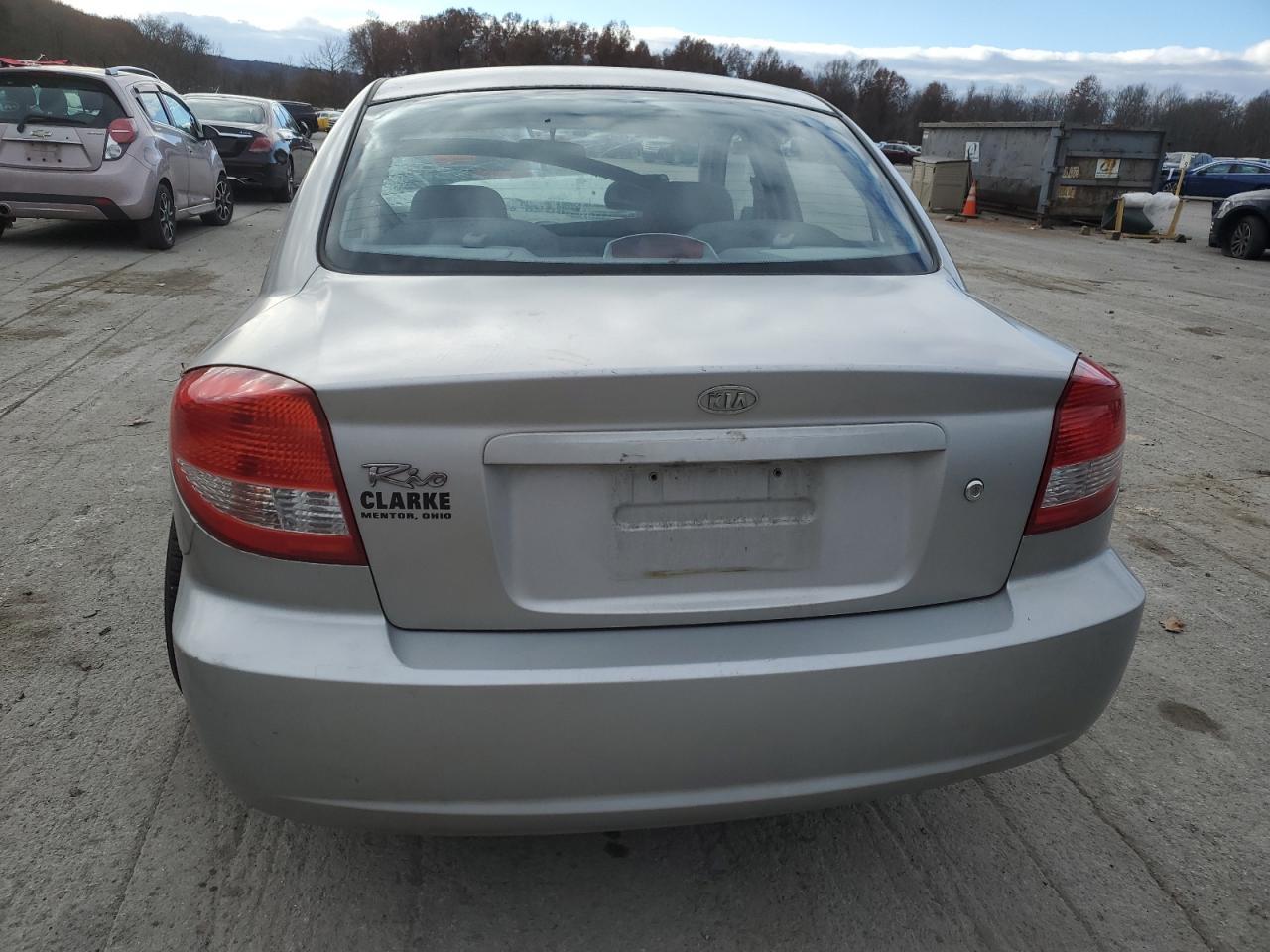 2004 KIA RIO