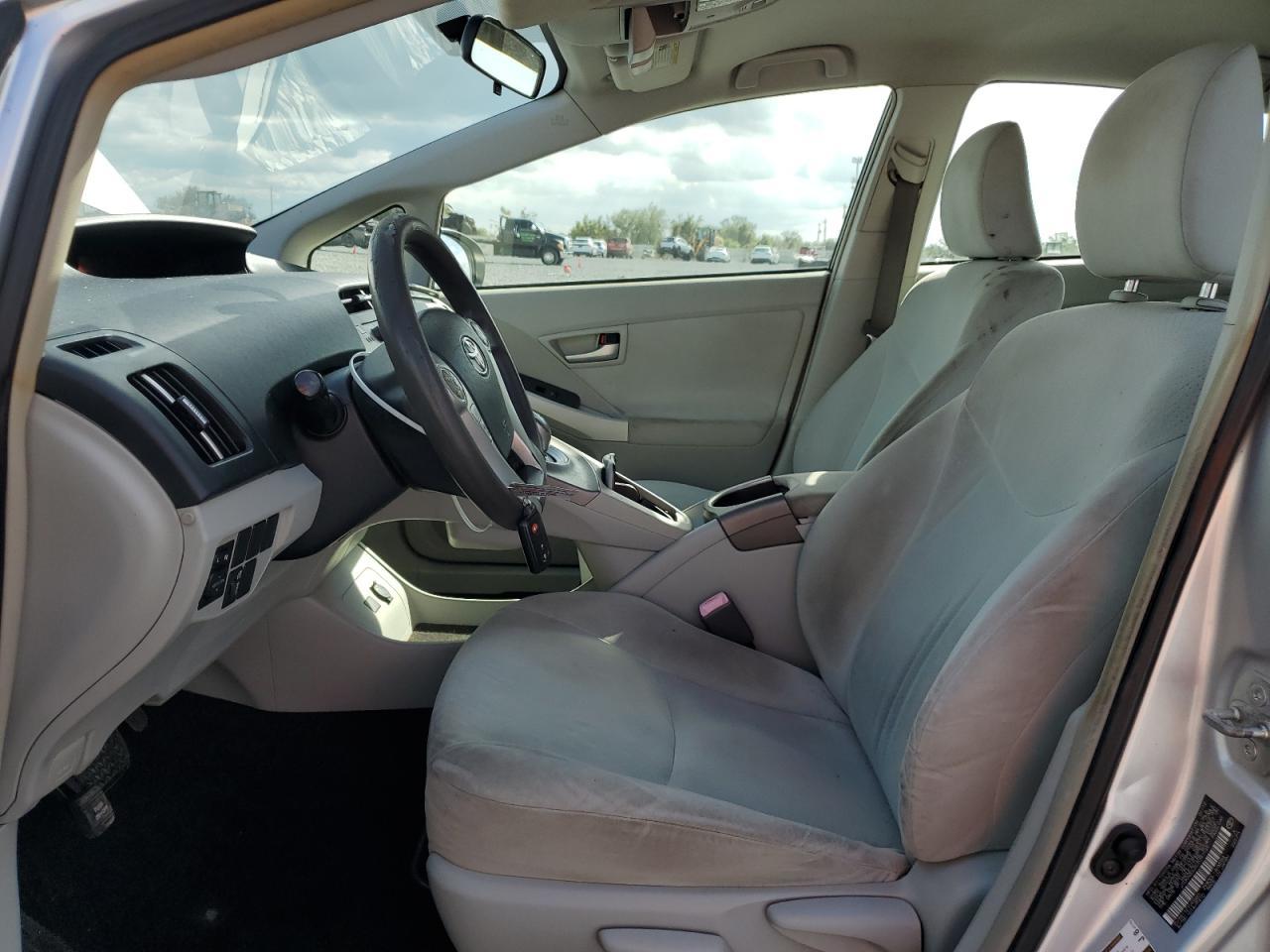 2012 TOYOTA PRIUS