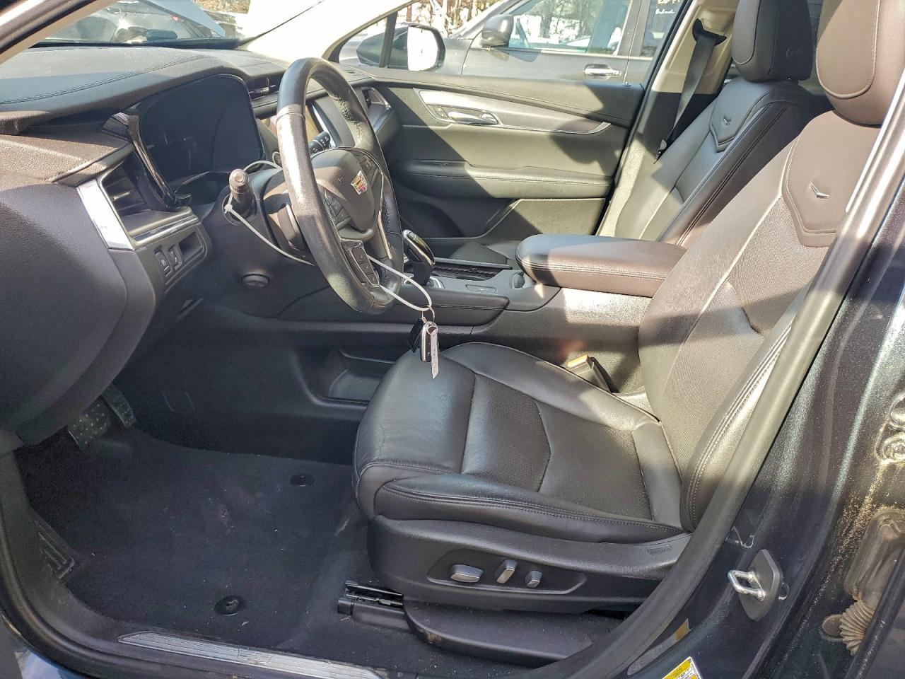 2019 CADILLAC XT5
