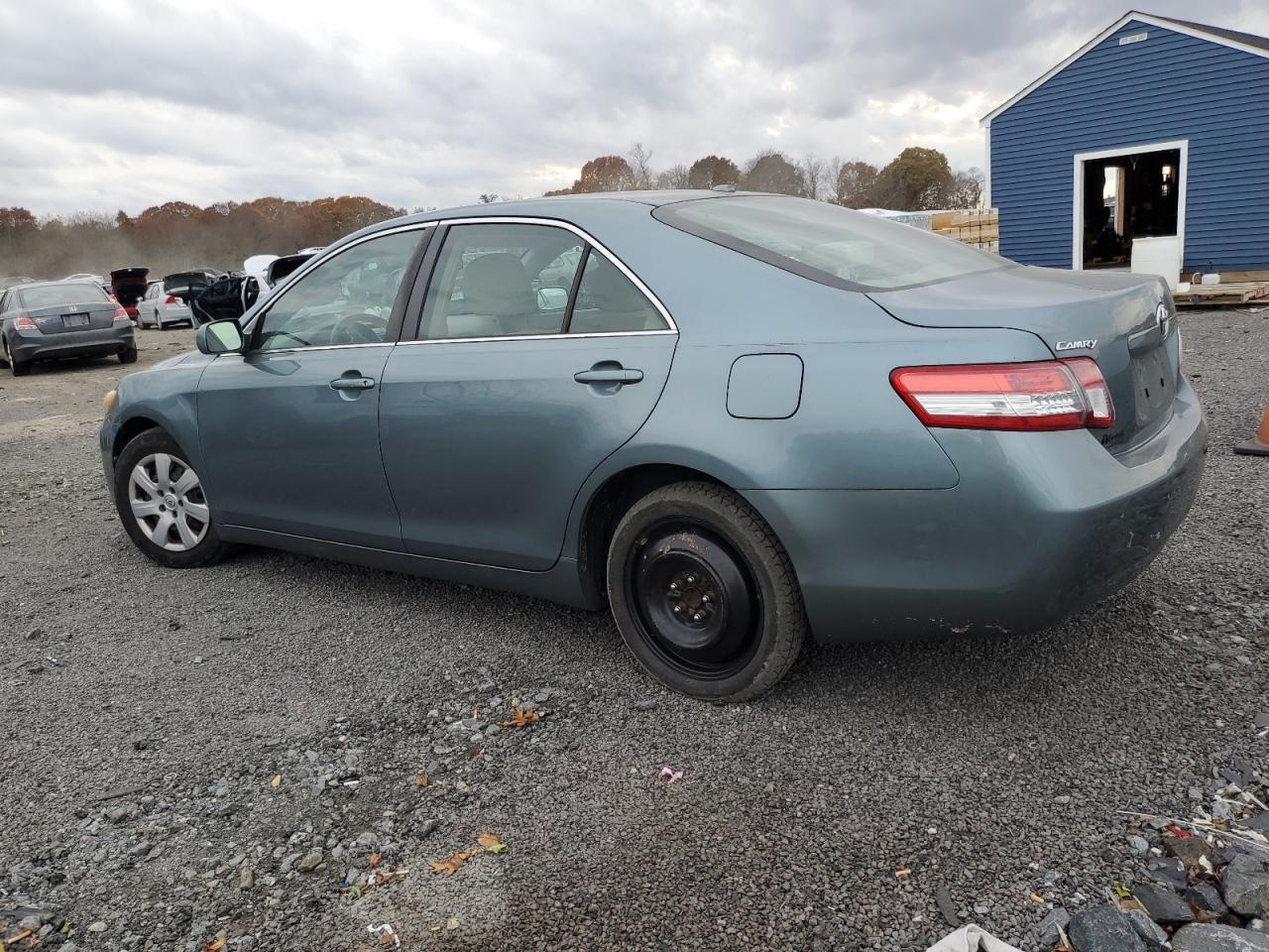 2010 TOYOTA CAMRY