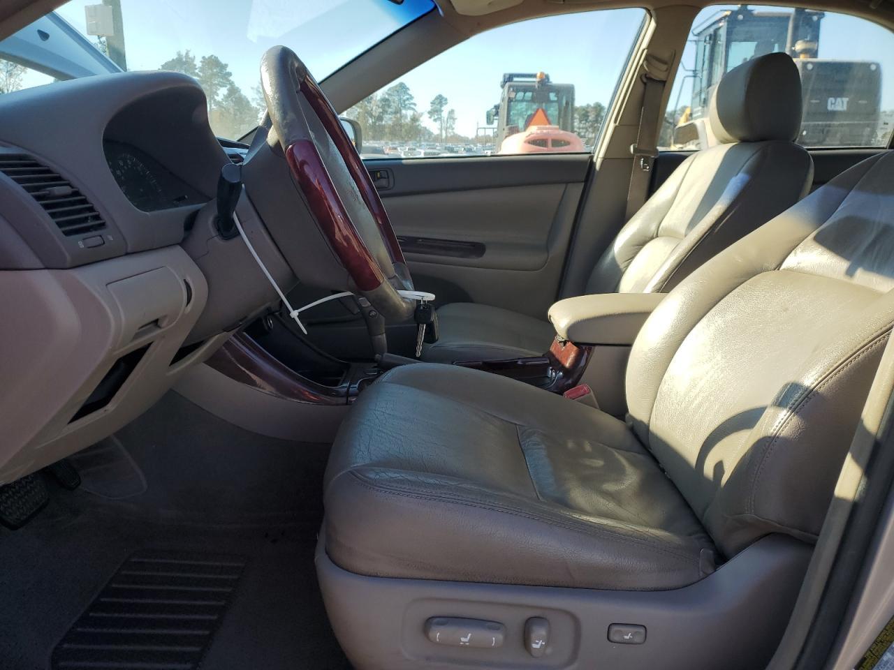2004 TOYOTA CAMRY