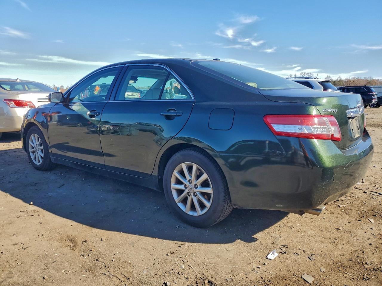 2010 TOYOTA CAMRY