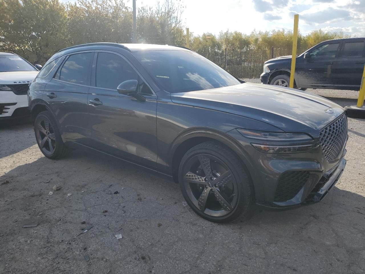 2024 GENESIS GV70