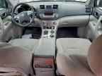 2011 TOYOTA HIGHLANDER