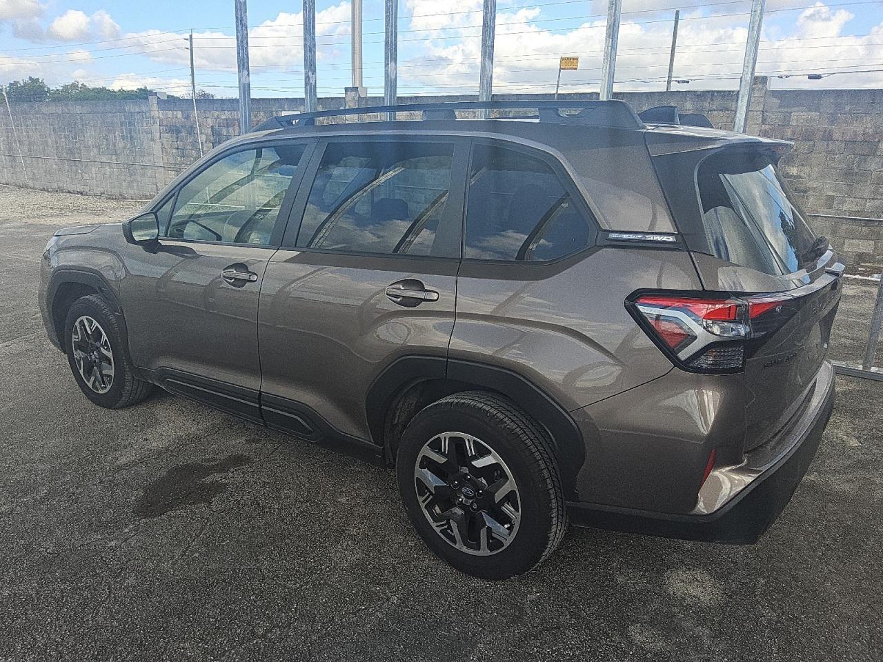 2025 SUBARU FORESTER