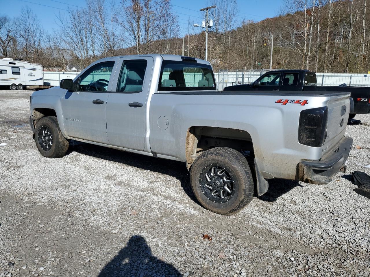 2018 CHEVROLET Silverado
