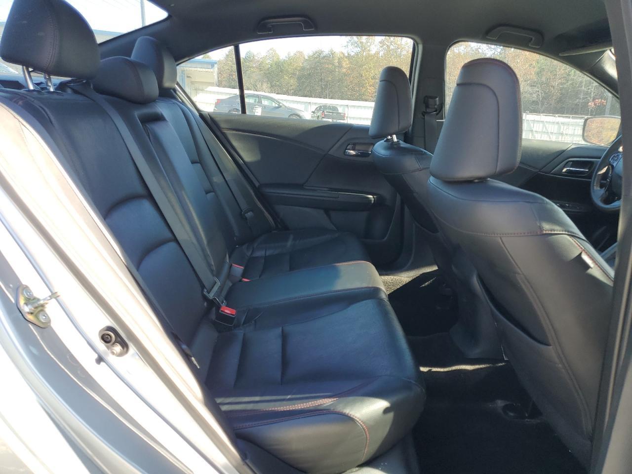 2017 HONDA ACCORD