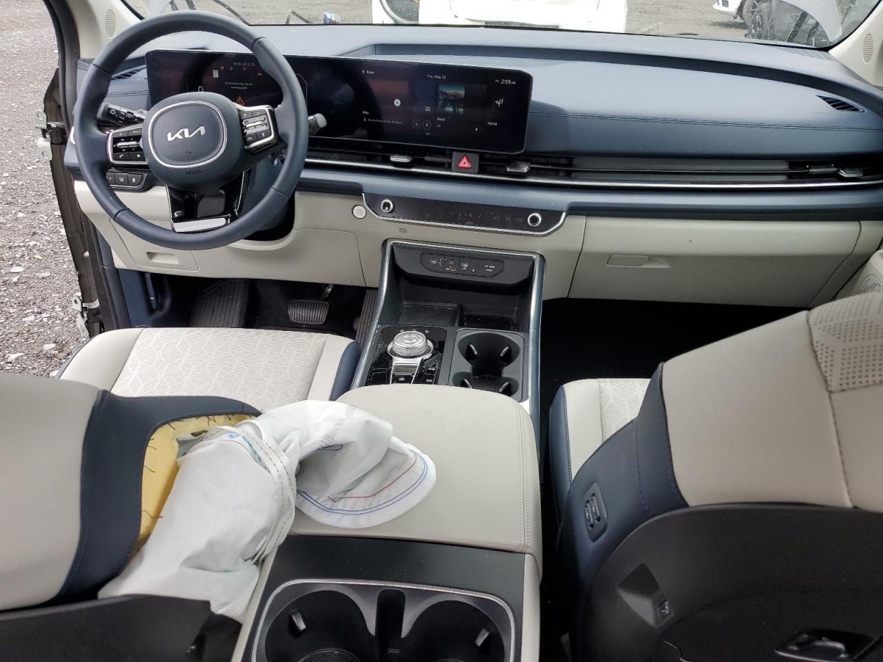 2025 KIA Carnival