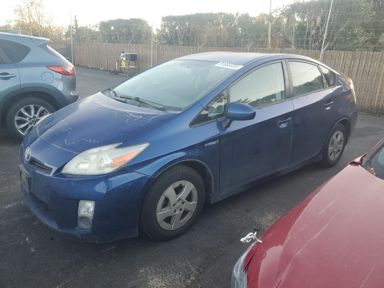 2011 TOYOTA PRIUS