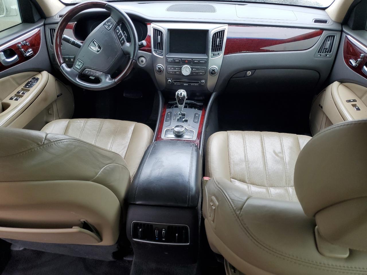 2013 HYUNDAI Equus