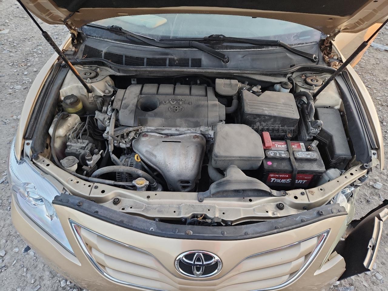 2011 TOYOTA CAMRY