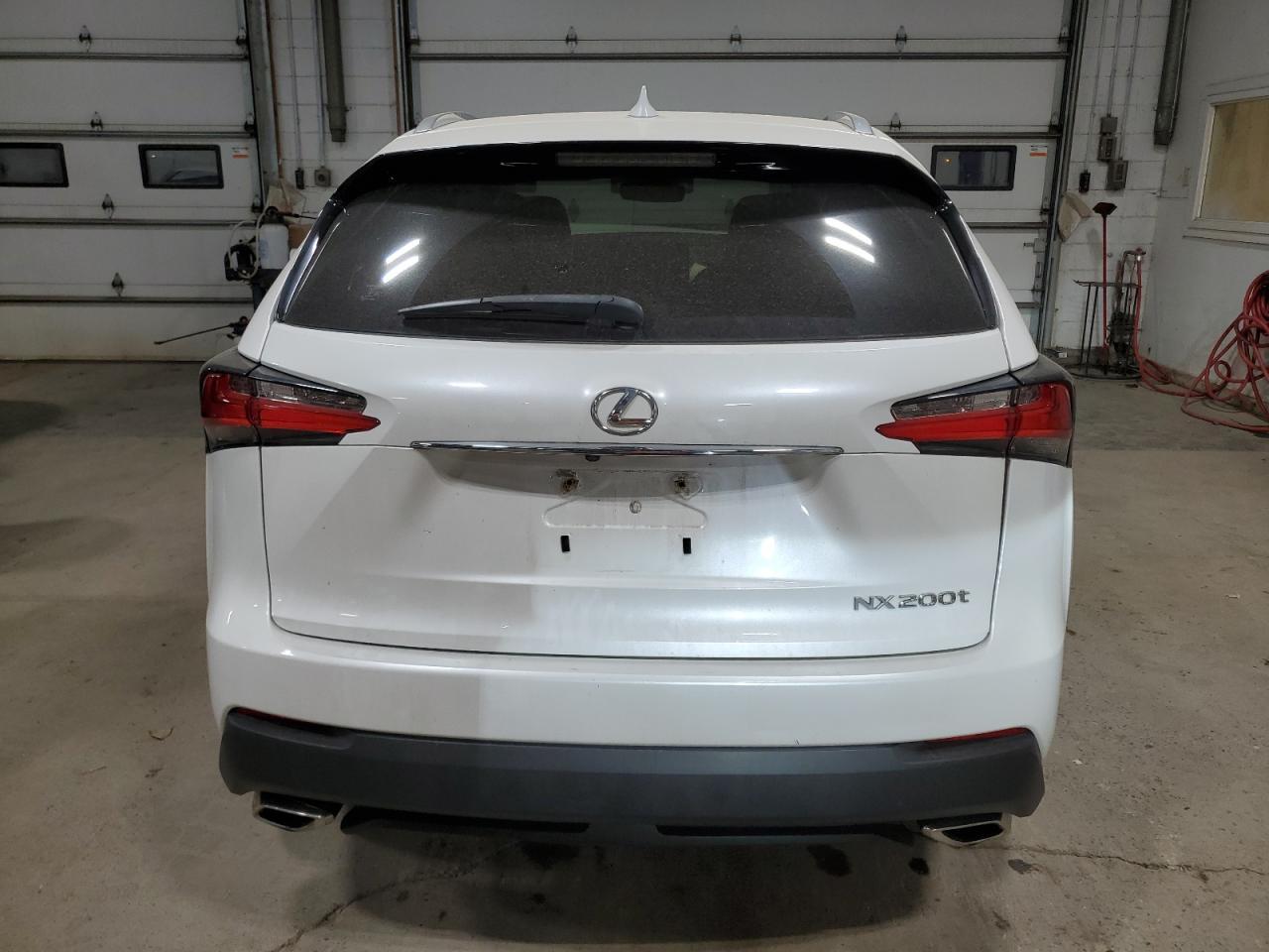 2015 LEXUS NX 200T