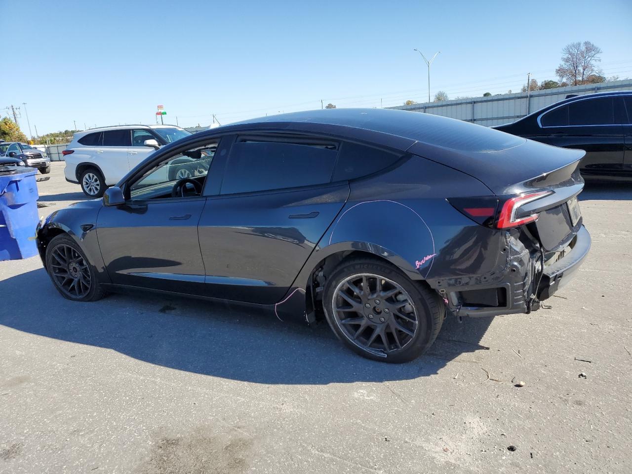 2025 TESLA MODEL 3