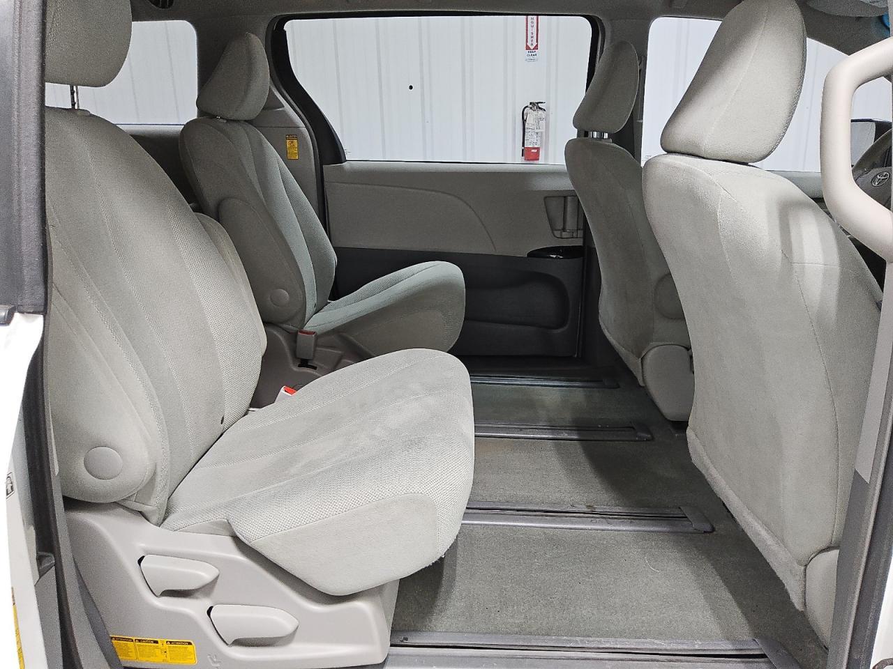 2014 TOYOTA SIENNA