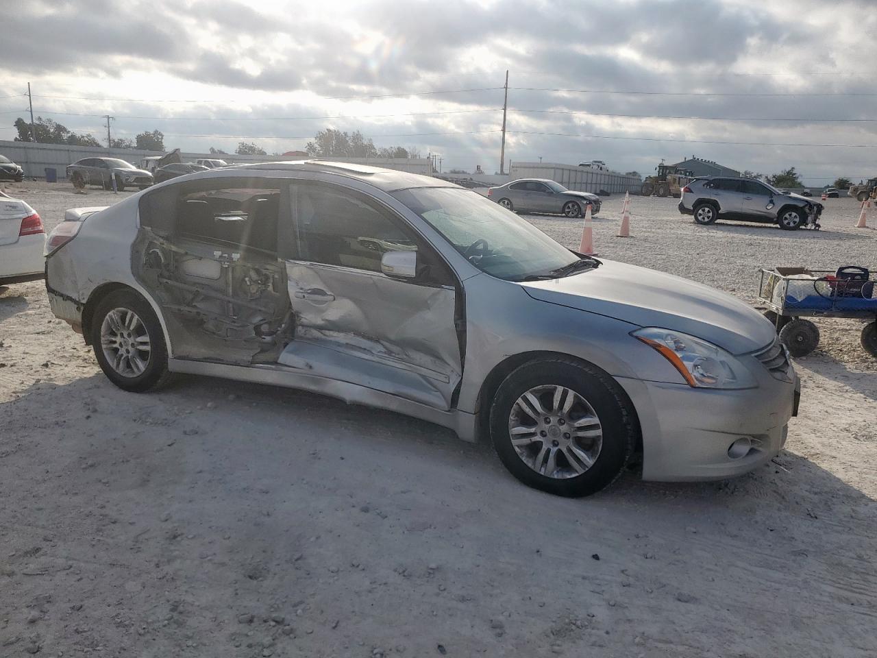 2012 NISSAN ALTIMA