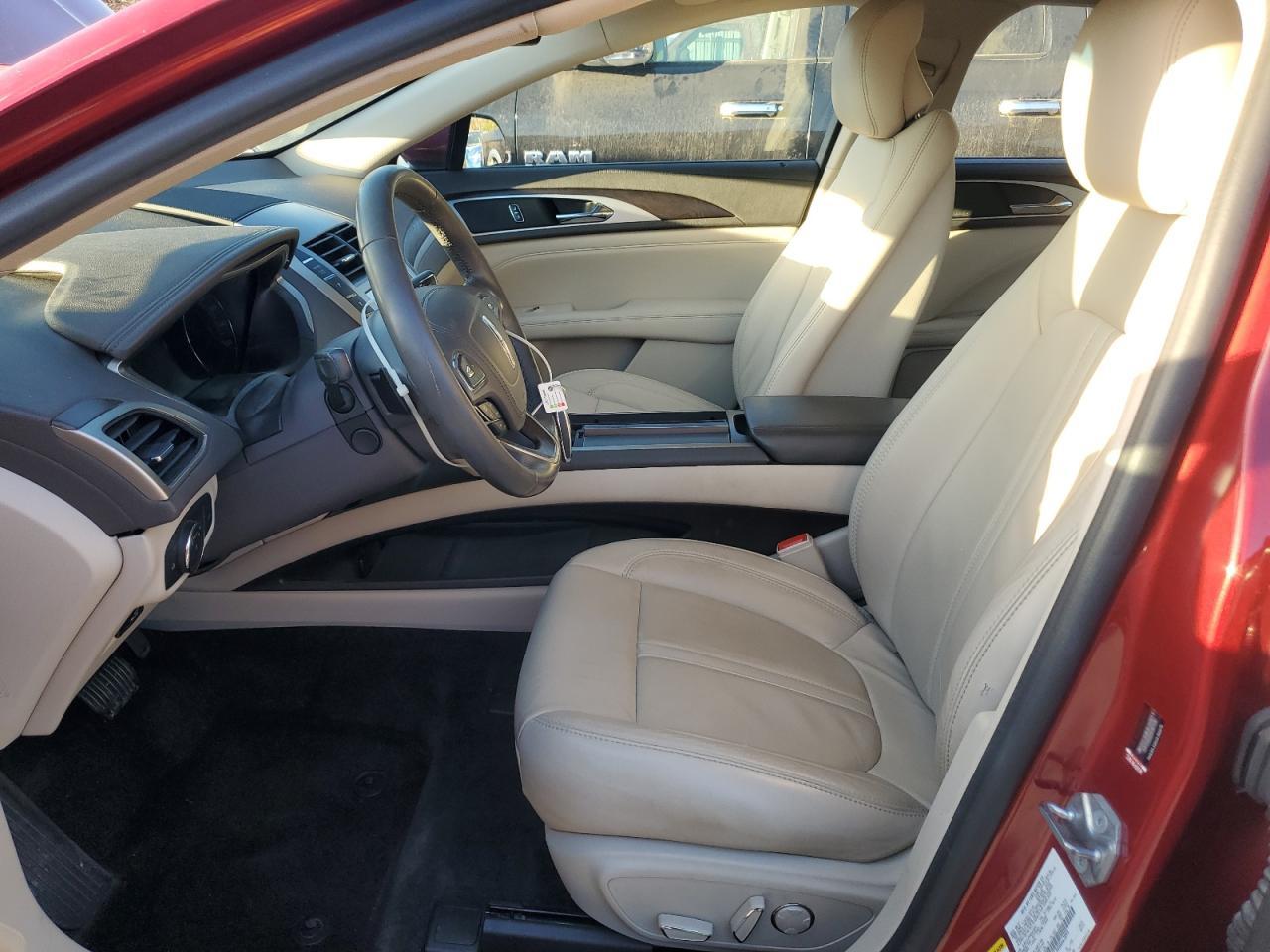 2017 LINCOLN MKZ