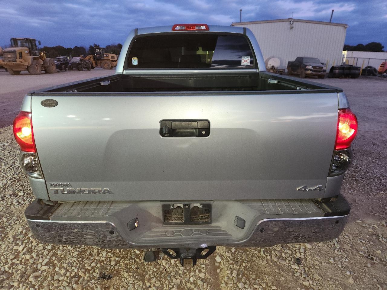 2008 TOYOTA TUNDRA