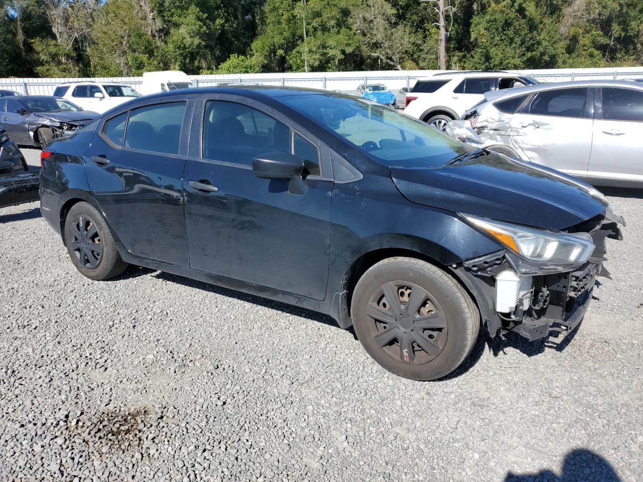 2020 NISSAN VERSA