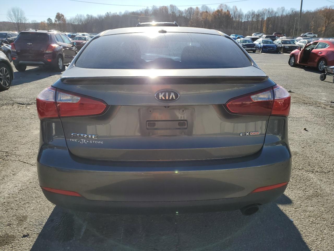 2014 KIA FORTE