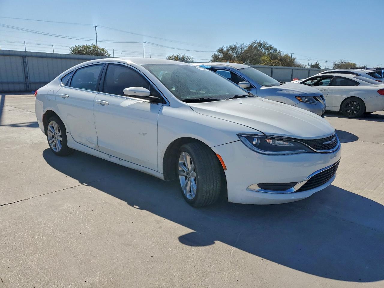 2015 CHRYSLER 200