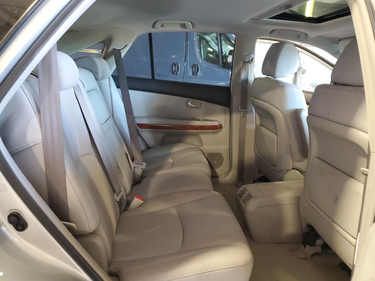 2005 LEXUS Rx 330