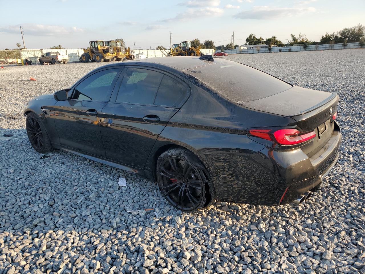 2022 BMW M5