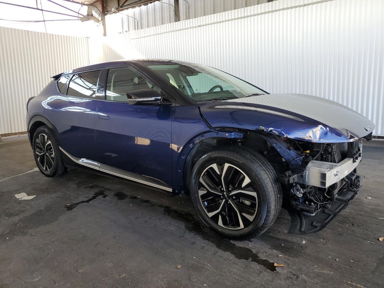 2023 KIA EV6